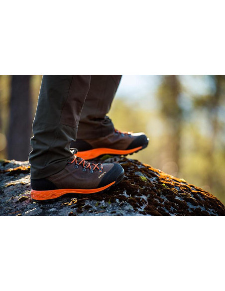 VALDRES S.E. GTX boots Orange brown Crispi shoes and boots